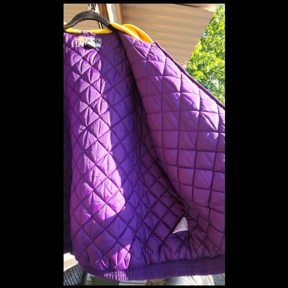 NIKE NFL MINNESOTA VIKINGS PUFFER JACKET - Picture 11 of 13